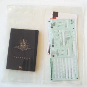 Style 7370 Clear Wallets